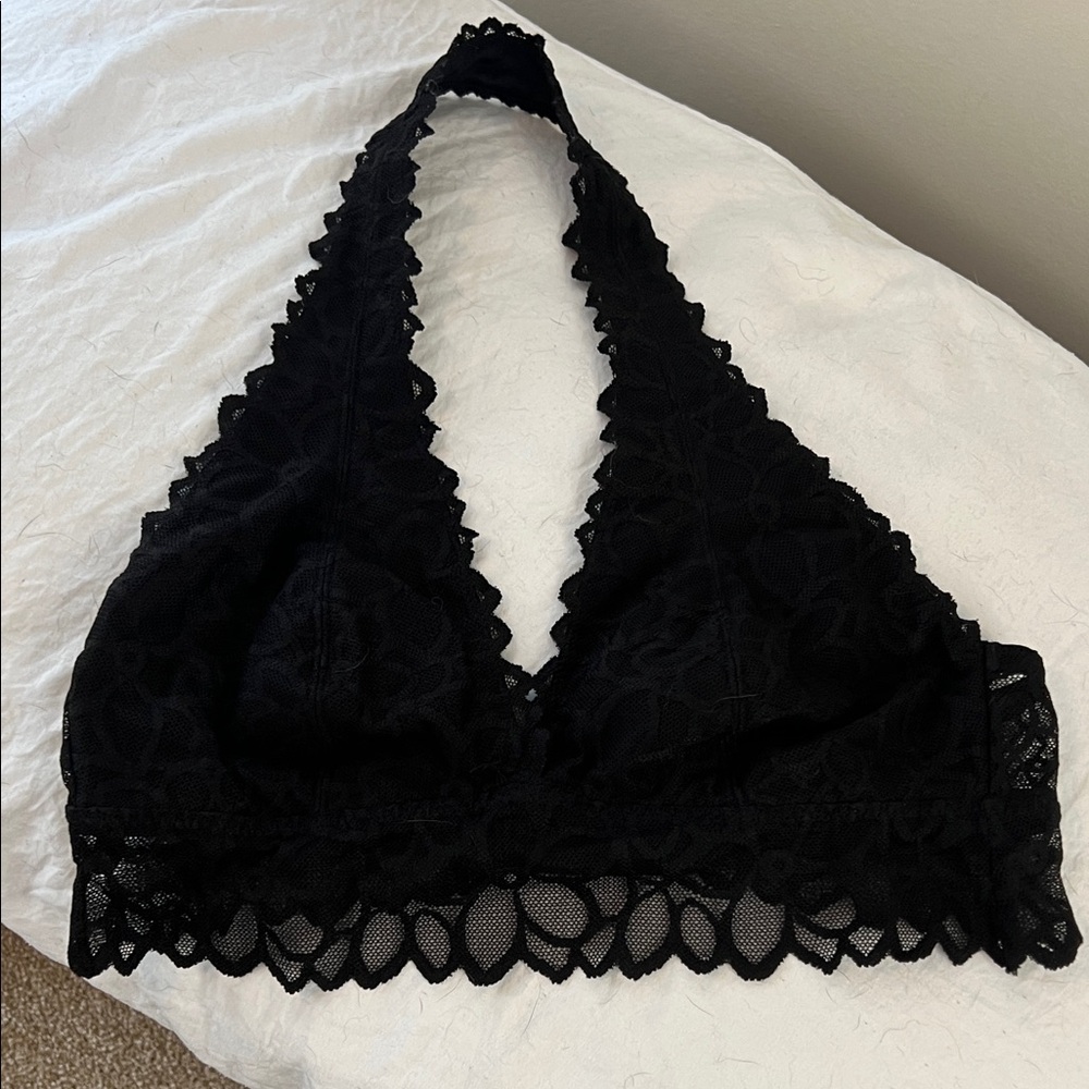 Pink by Victoriaβs Secret Elegant Black Lace Halter Bralette